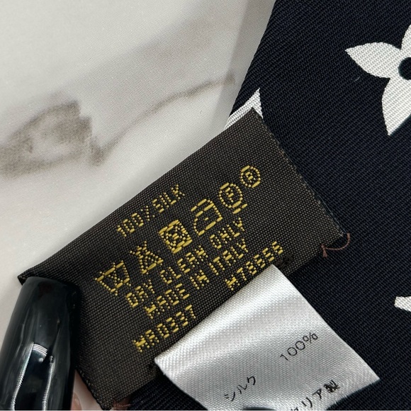 ❌SOLD❌🔥Louis Vuitton•Monogram Confidential Bandeau - Picture 7 of 7